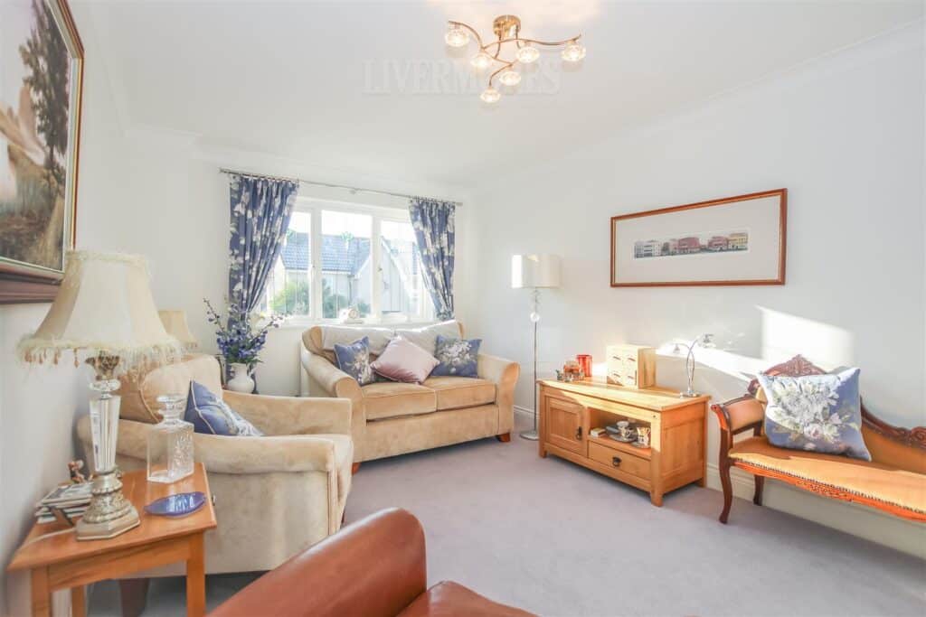 Property Image 0