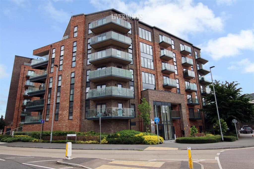 Property Image 0 Property Image 0