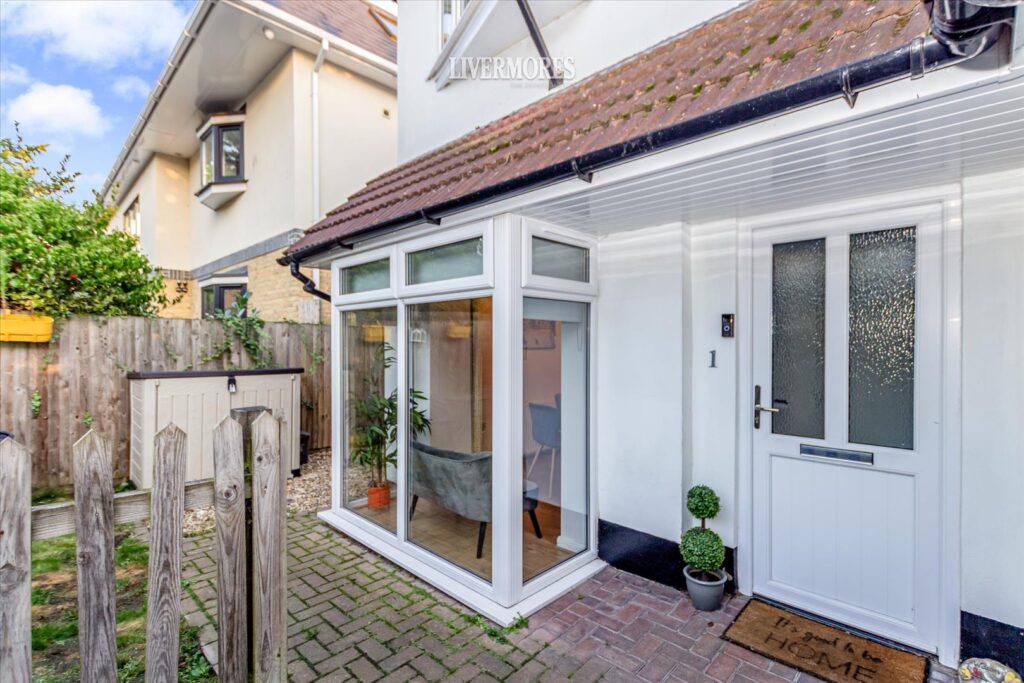Property Image 0 Property Image 0