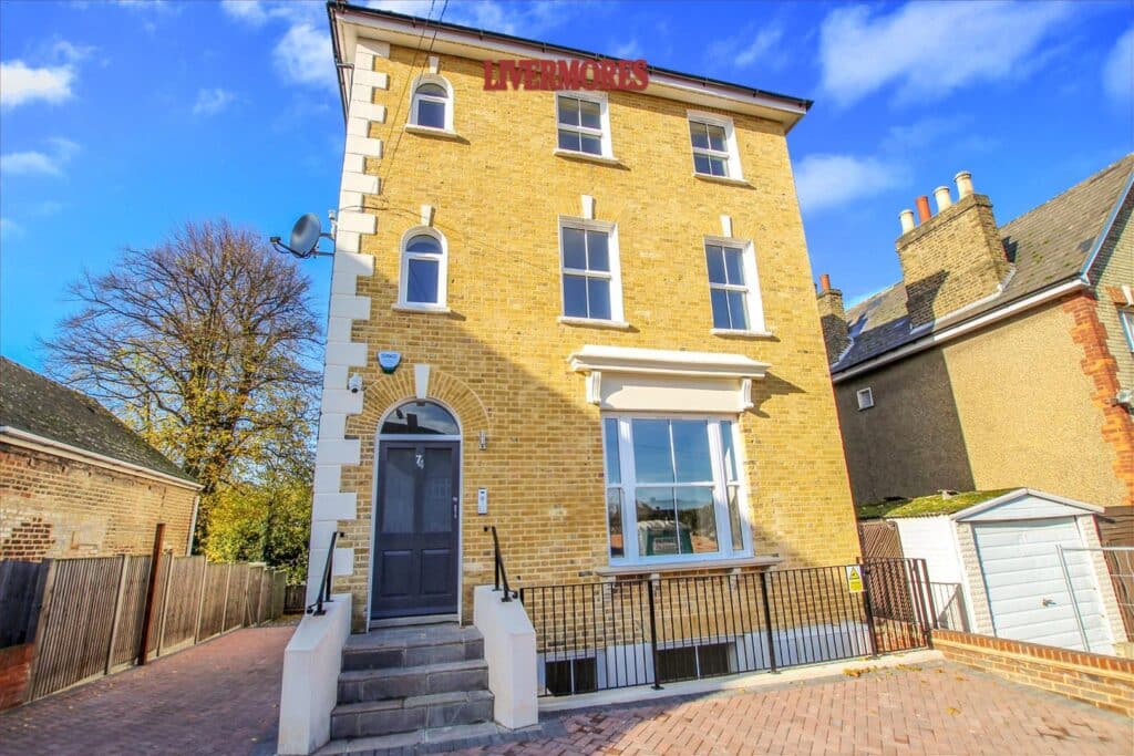 Property Image 0 Property Image 0