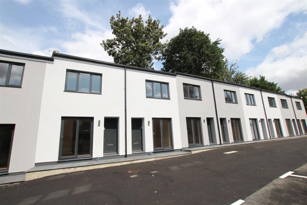 Property Image 0 Property Image 0