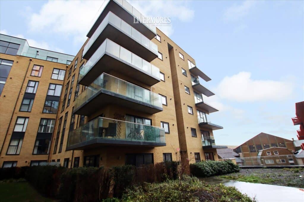 Property Image 0 Property Image 0