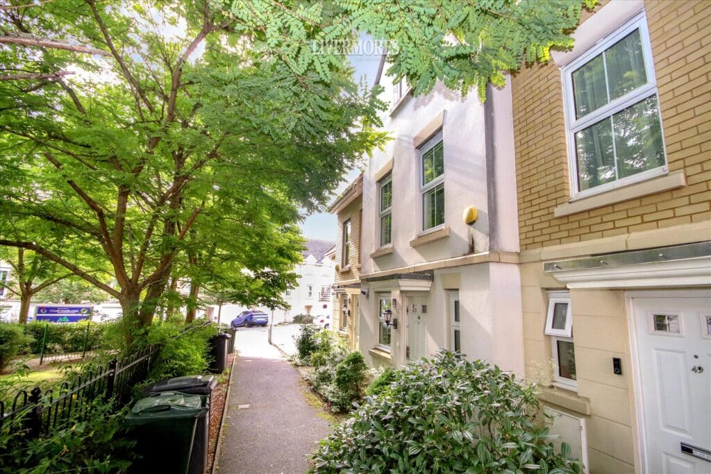 Property Image 0