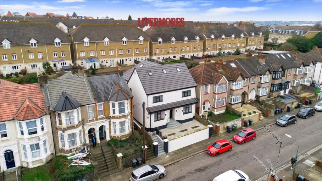 Property Image 0 Property Image 0