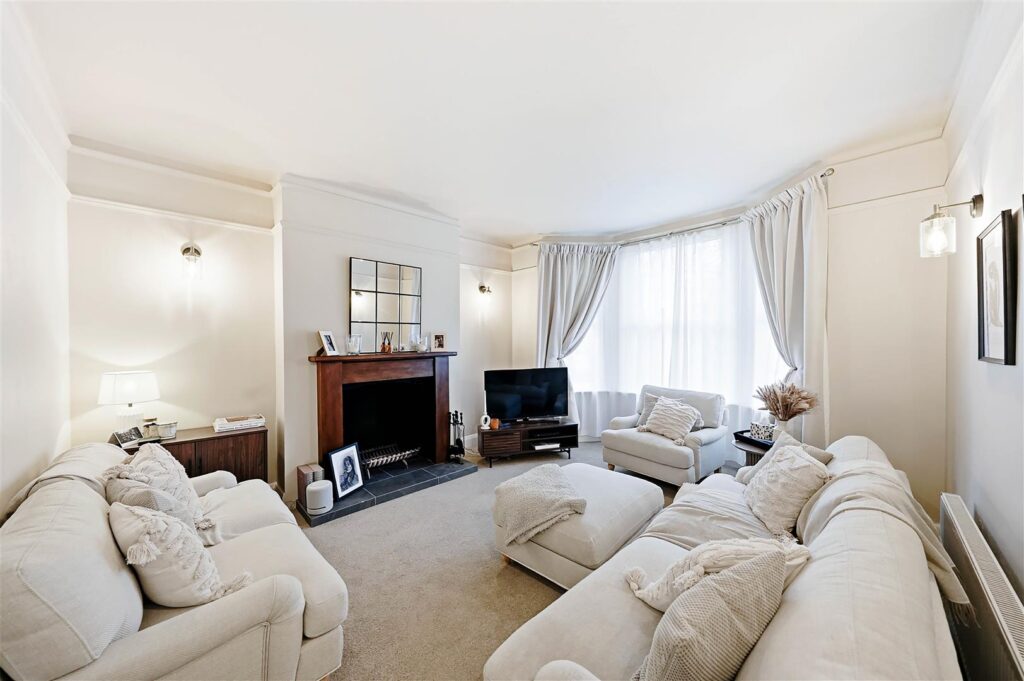Property Image 0 Property Image 0