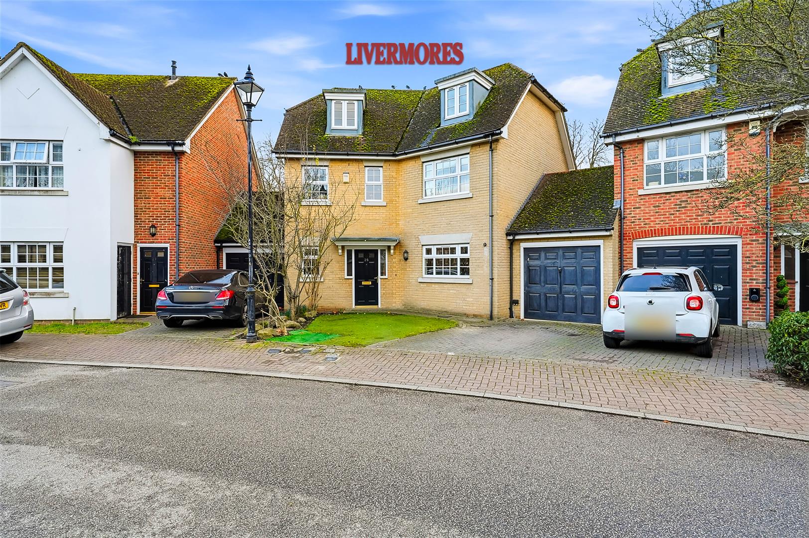 Sandringham Drive, Dartford, DA2