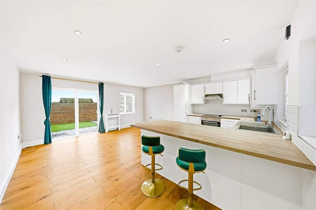 Property Image 0 Property Image 0