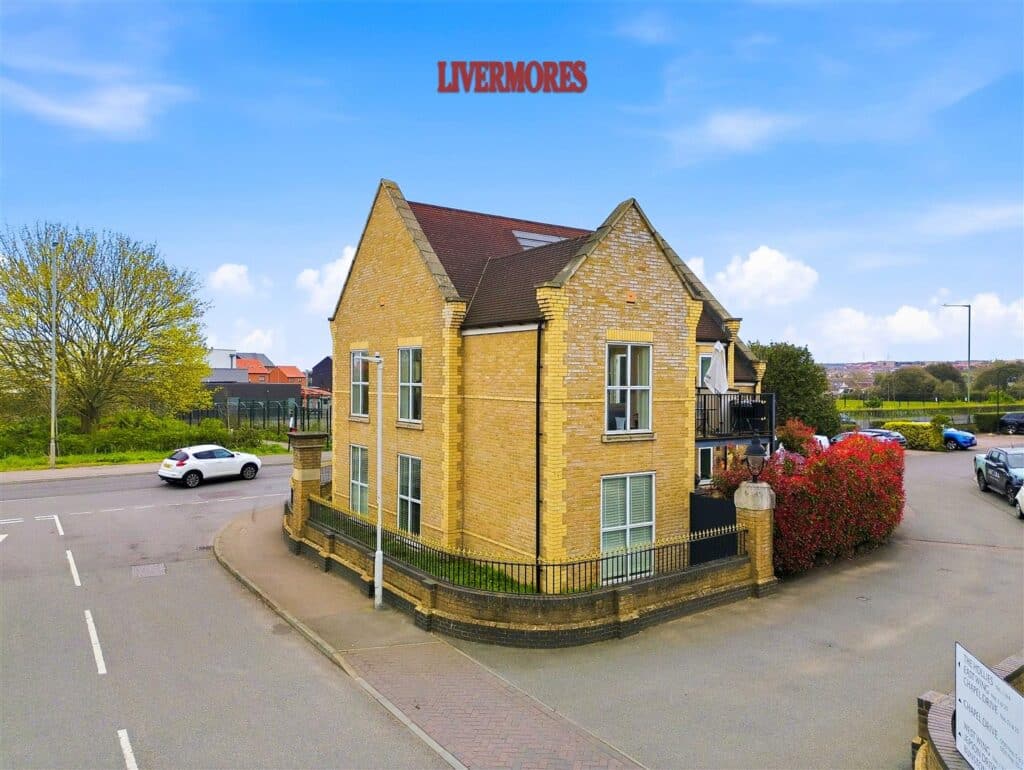 Property Image 0 Property Image 0