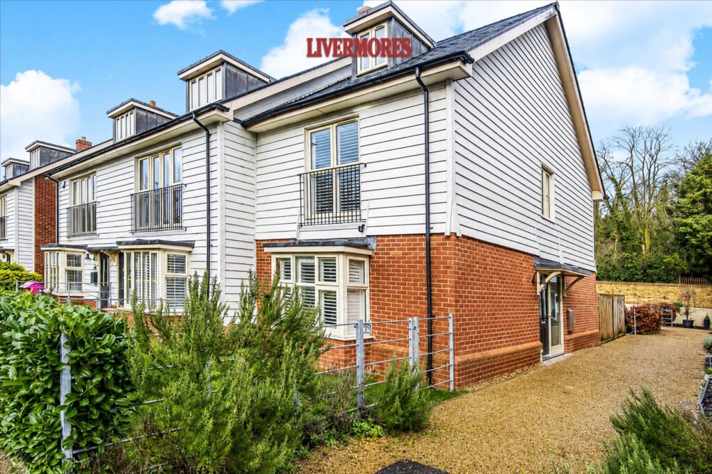 Property Image 0 Property Image 0