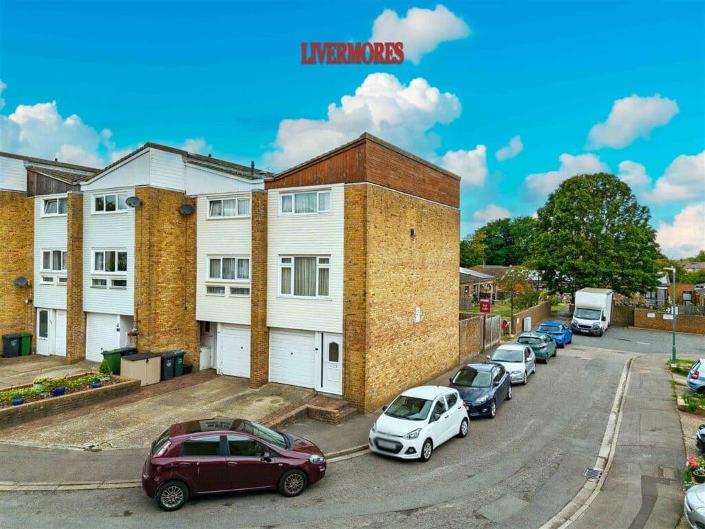 Property Image 0